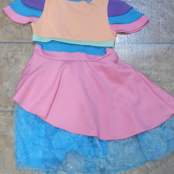 Dress - Picture 3 of 3